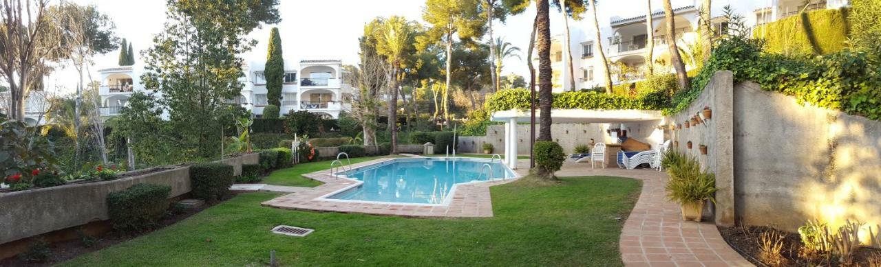 Ferienwohnung Casa Robert y Nergiz Sitio de Calahonda Exterior foto