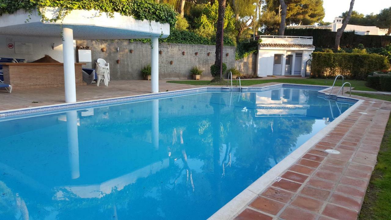 Ferienwohnung Casa Robert y Nergiz Sitio de Calahonda Exterior foto